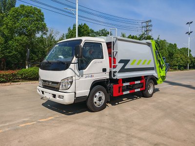 5.8 方蓝牌福田小卡3压缩垃圾车