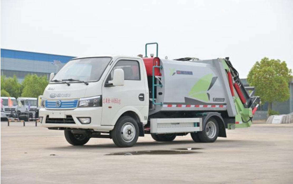 CL5041ZYSBEV 东风华神绿牌纯电动压缩垃圾车
